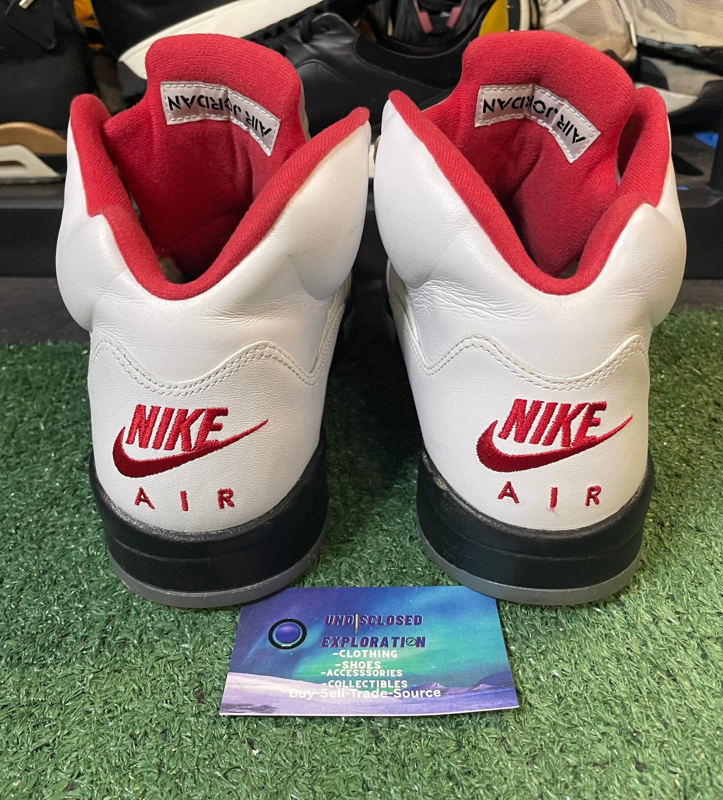 Jordan 5 fire red 2020 size 11men/12.5women