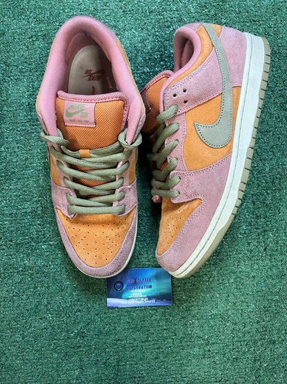 Nike Sb dunk low stardust size 11.5men/13women