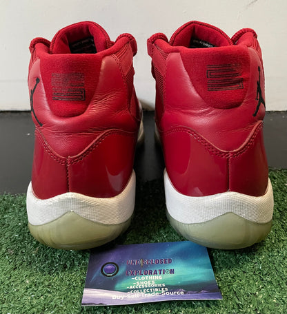 Air Jordan 11 win like 96 size 11men/12.5women