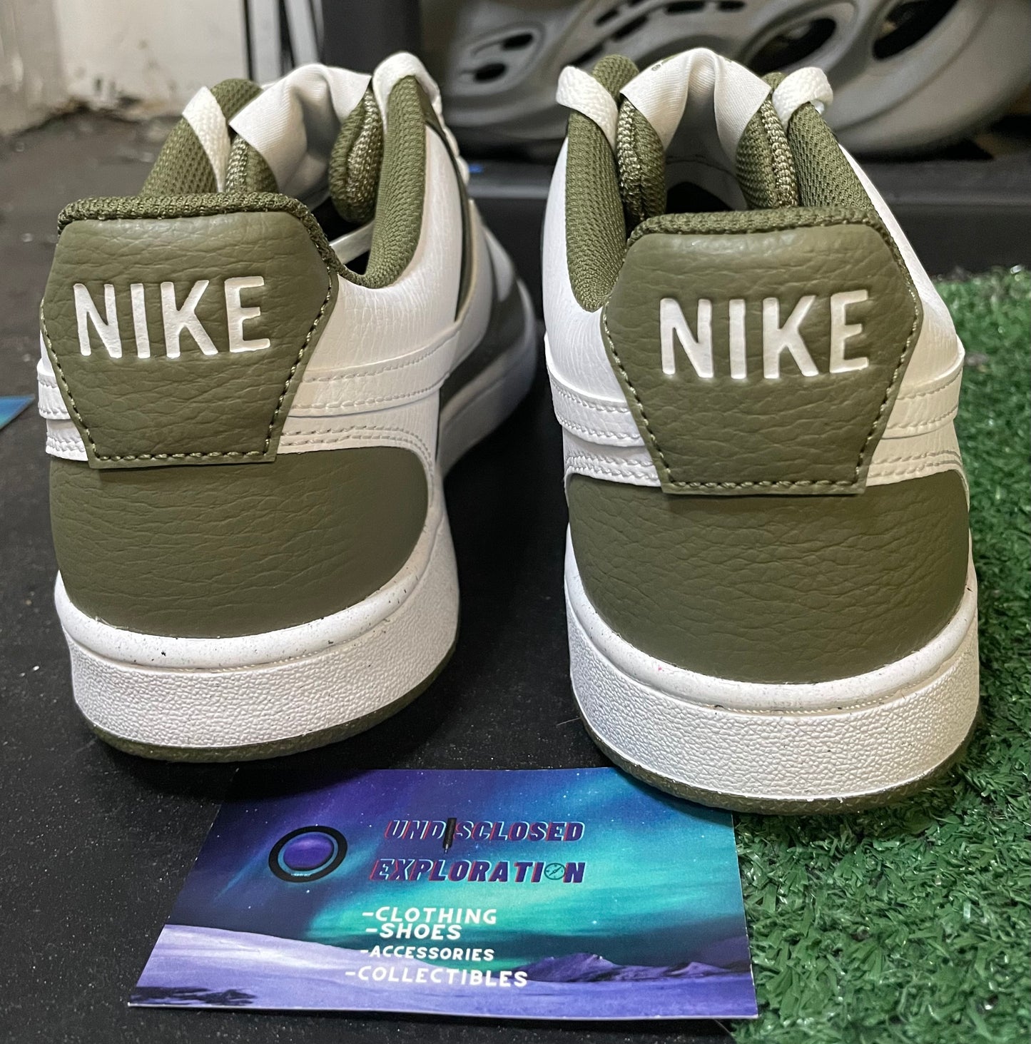 Nike Court Vision low medium olive