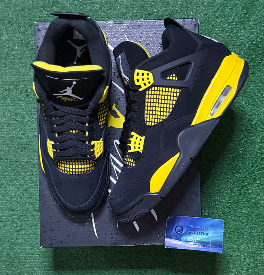 Jordan 4 Thunder 10 Men/11.5 Women