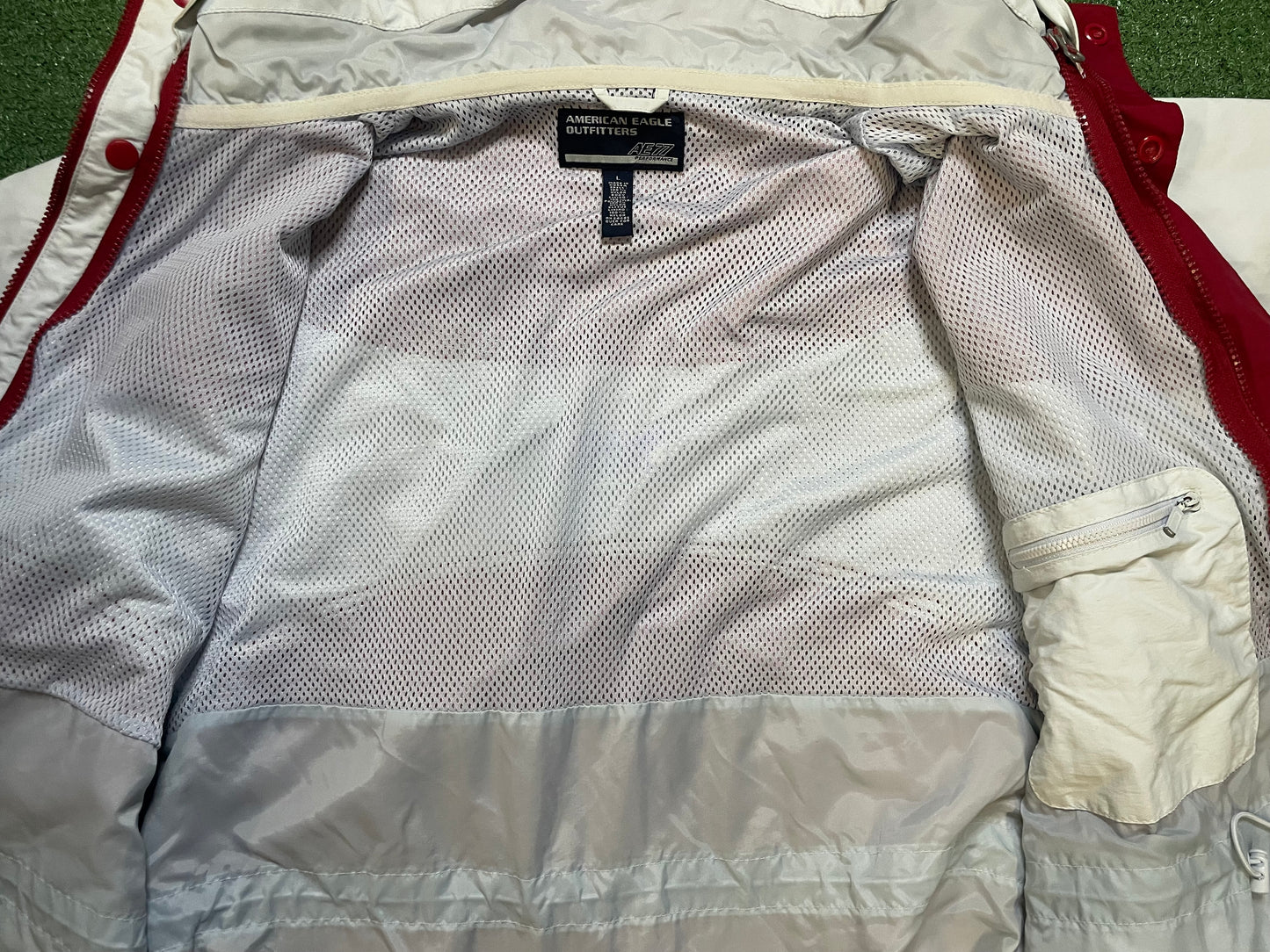 Vintage 2000s American Eagle red and white jacket