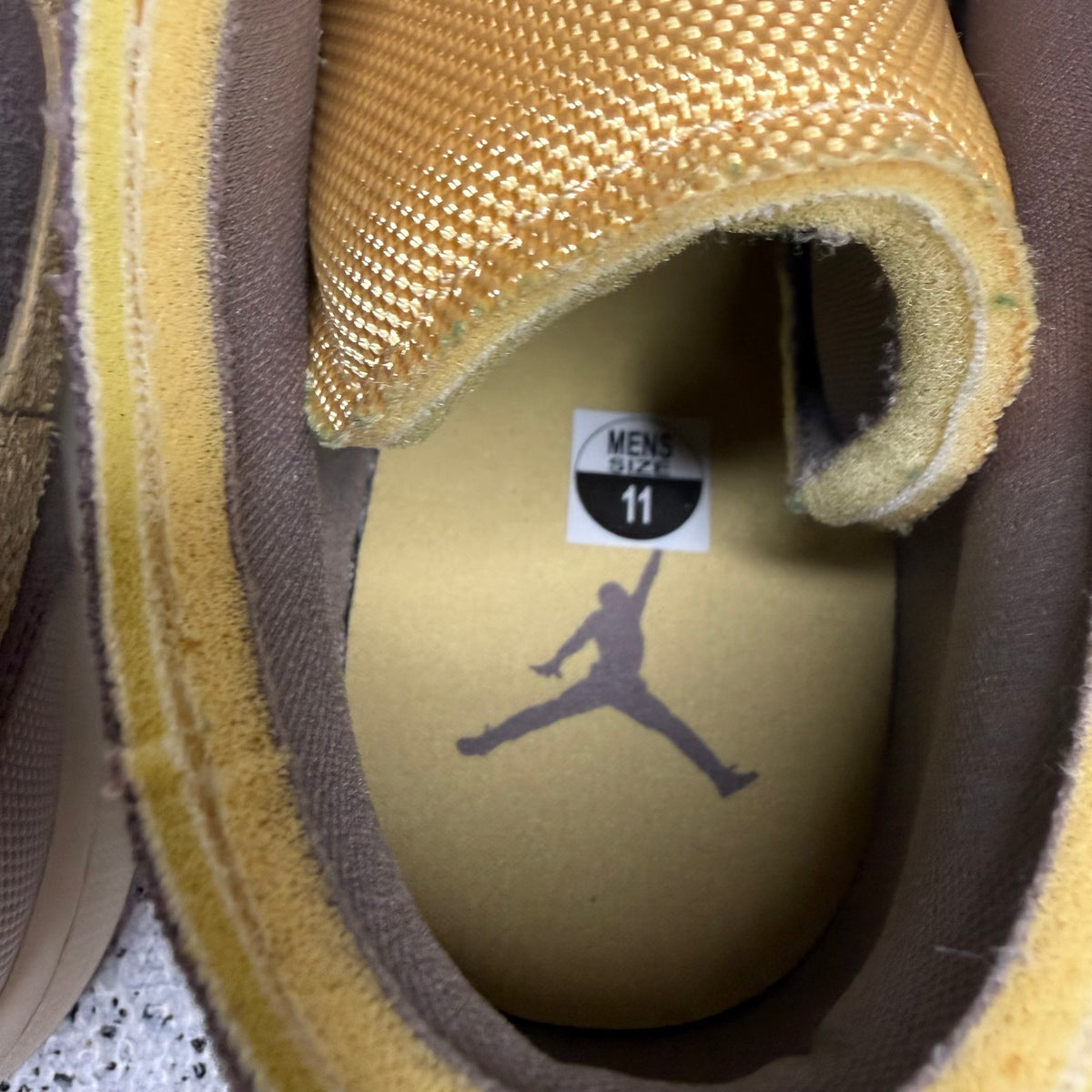 Jordan 1 Low Craft Taupe Haze 11 Men “Preowned”