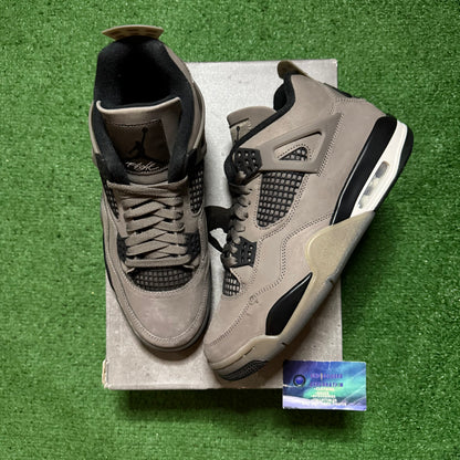 Jordan 4 Cave Stone 10.5 Men “Preowned”