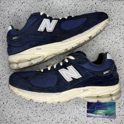 New Balance 2002r Navy Grey 10.5 Men “Preowned”