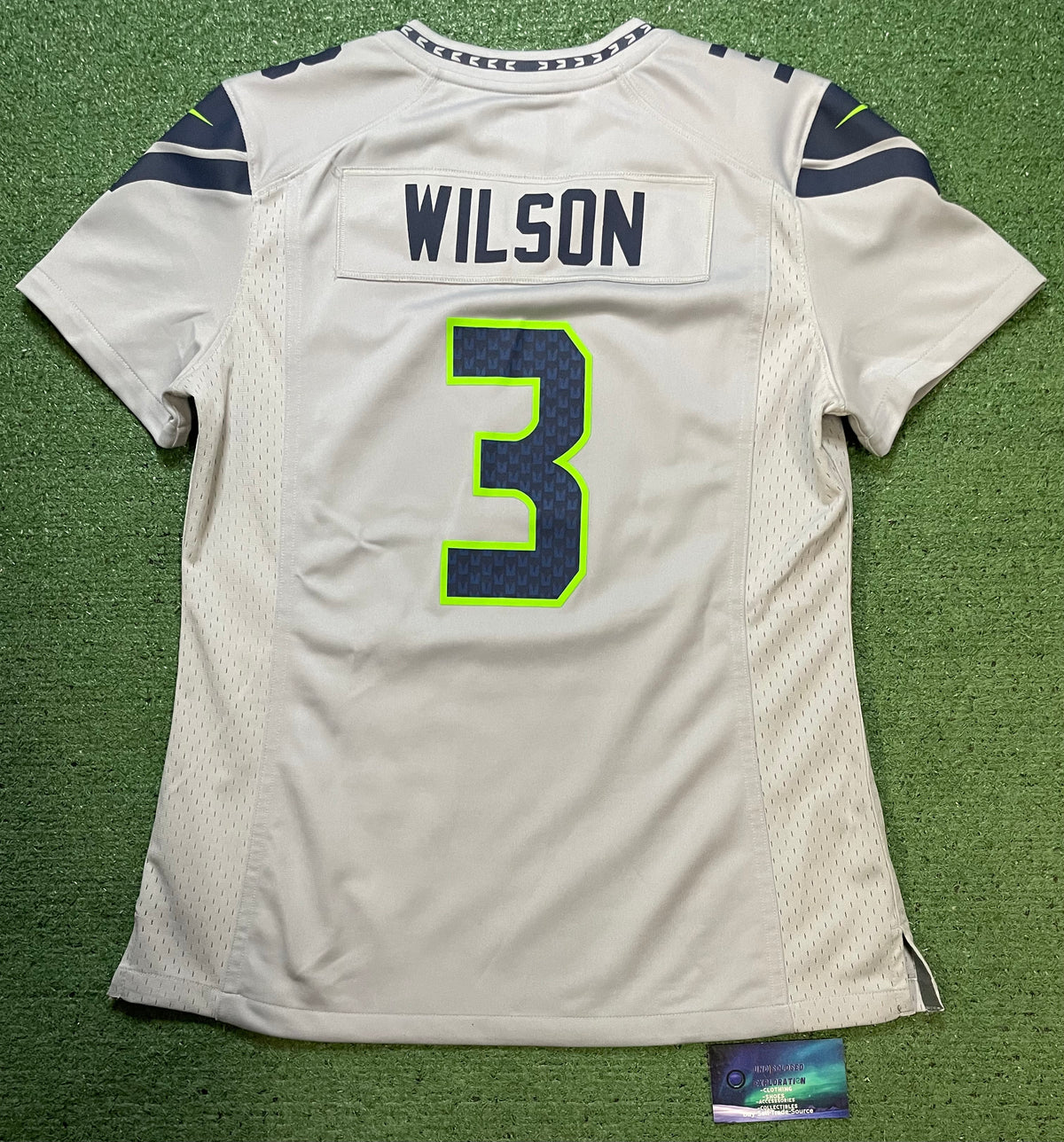 Nike Seattle Seahawks Russell Wilson #3  grey jersey