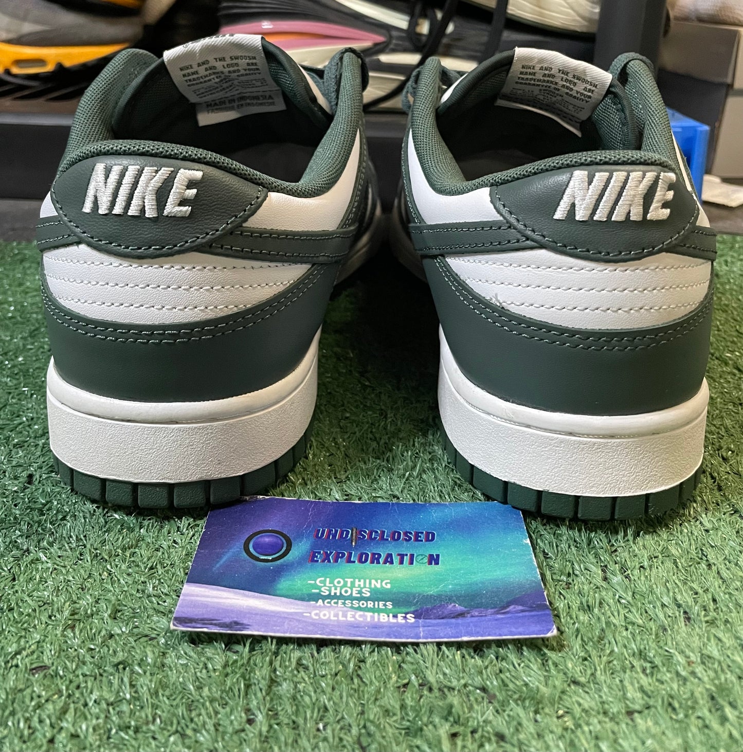 Nike Dunk low vintage green size 12men/13.5women