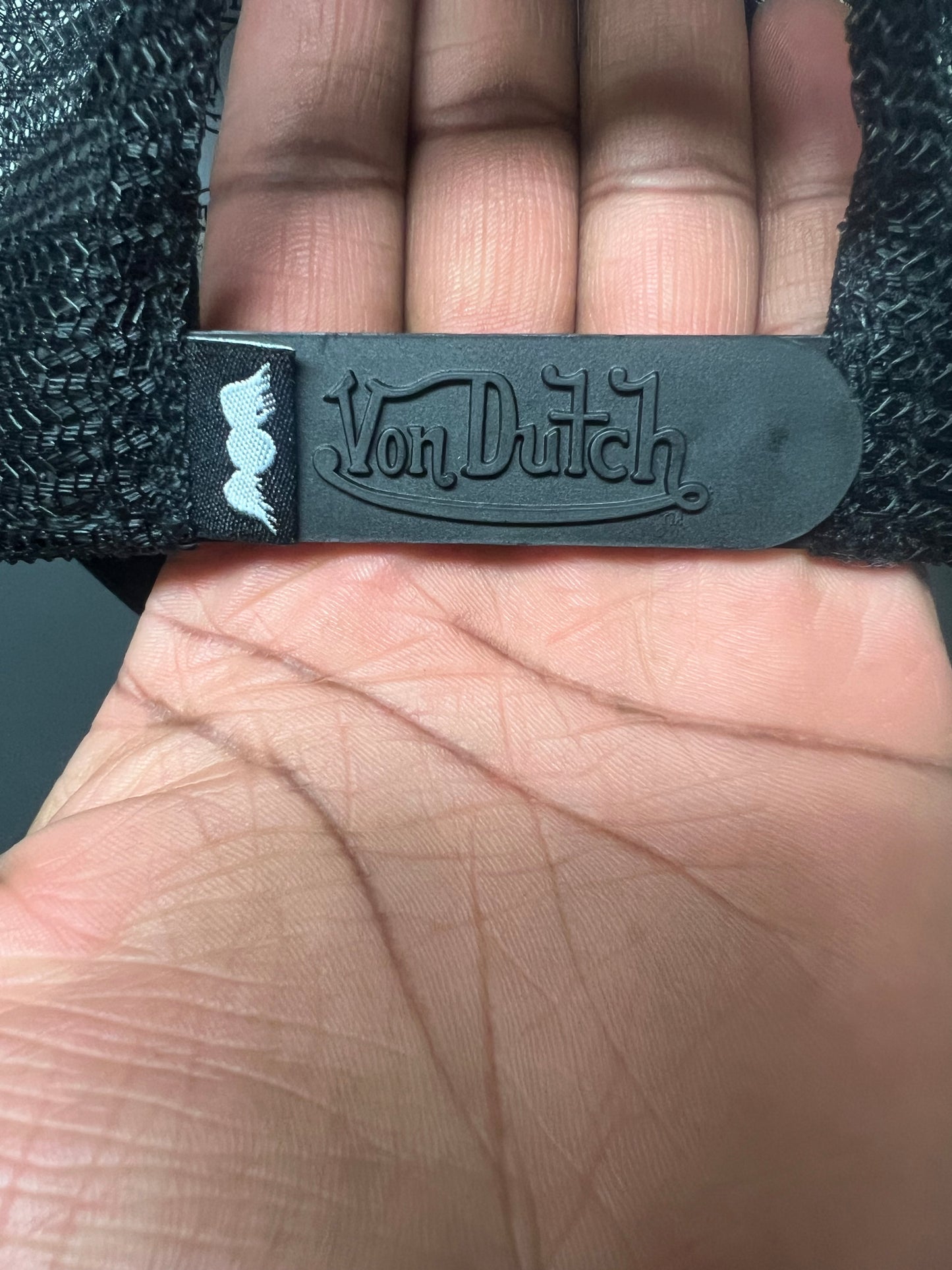 Von Dutch black hat