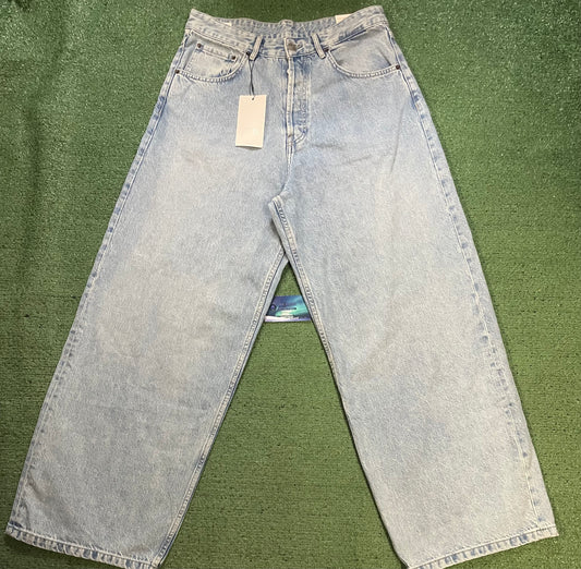 Zara light wash baggy jeans