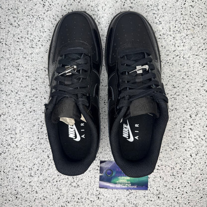 Nike Air Force 1 Patent Black