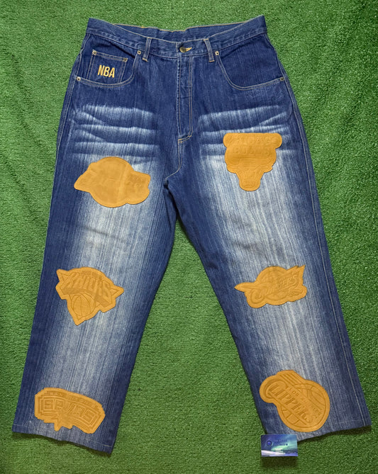 Vintage NBA Jeans UNK Brown Logos