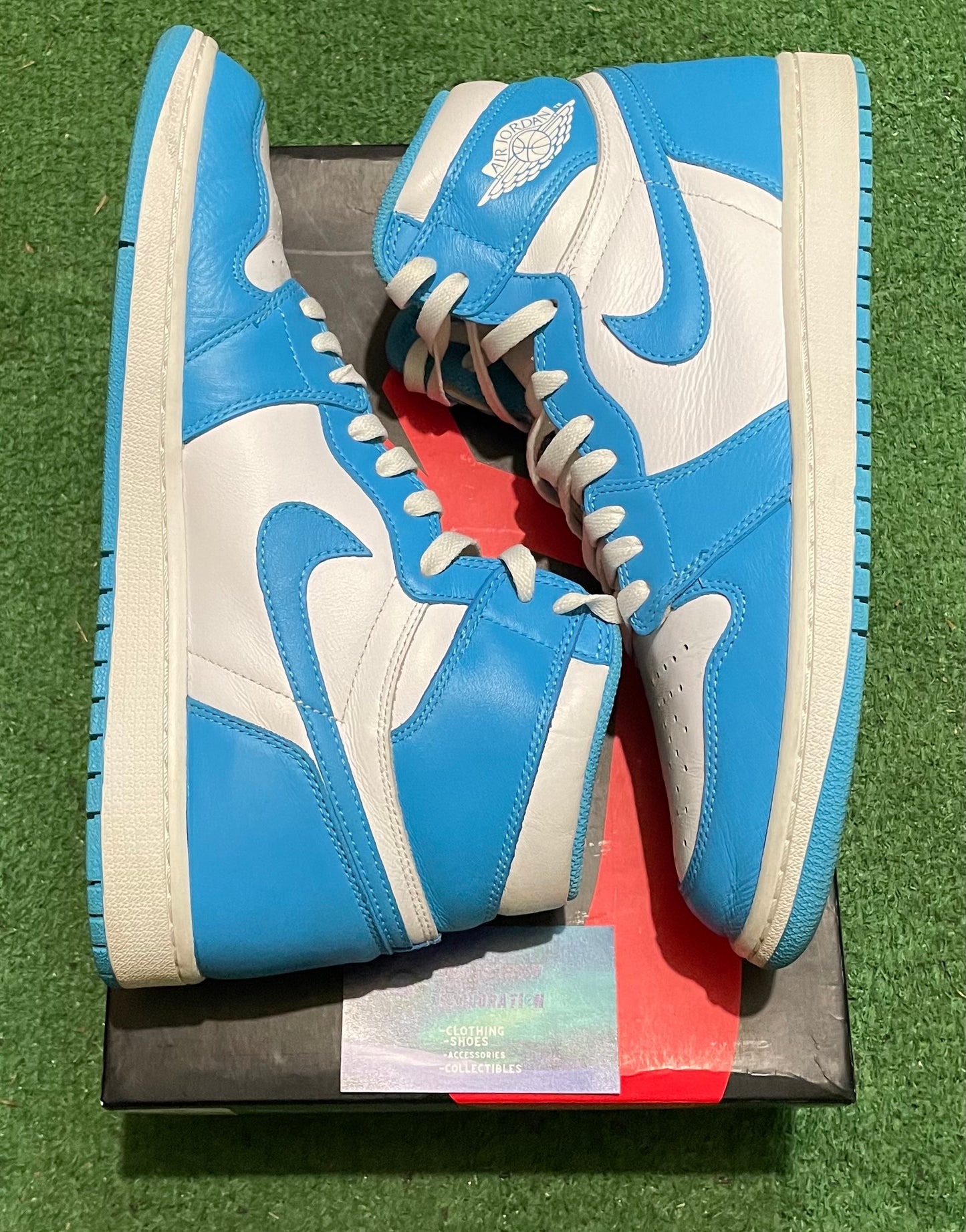 Jordan Retro 1 High UNC 2015 size 11.5men/13women