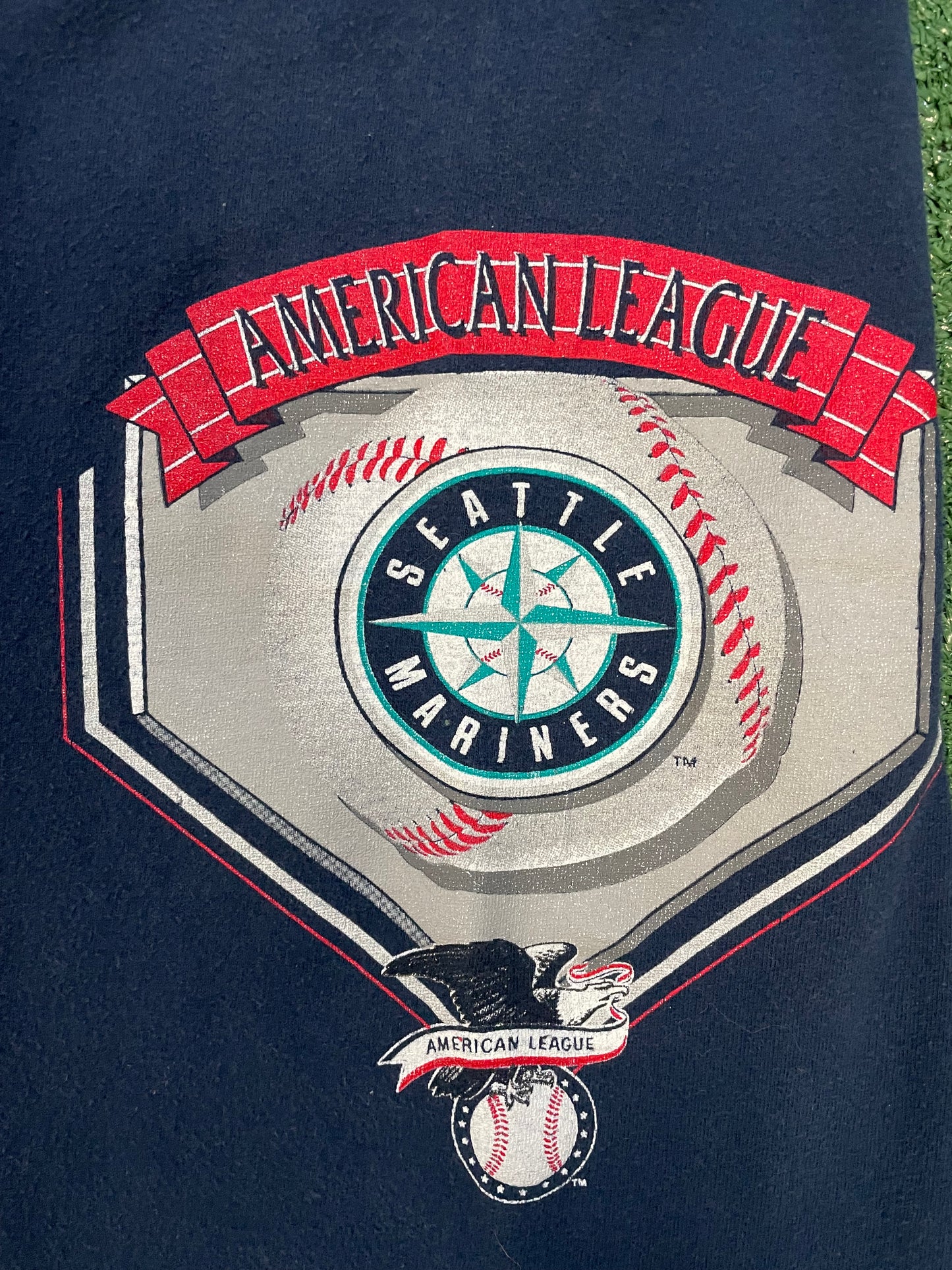 Vintage 1990s Seattle Mariners around the horn all over print tee