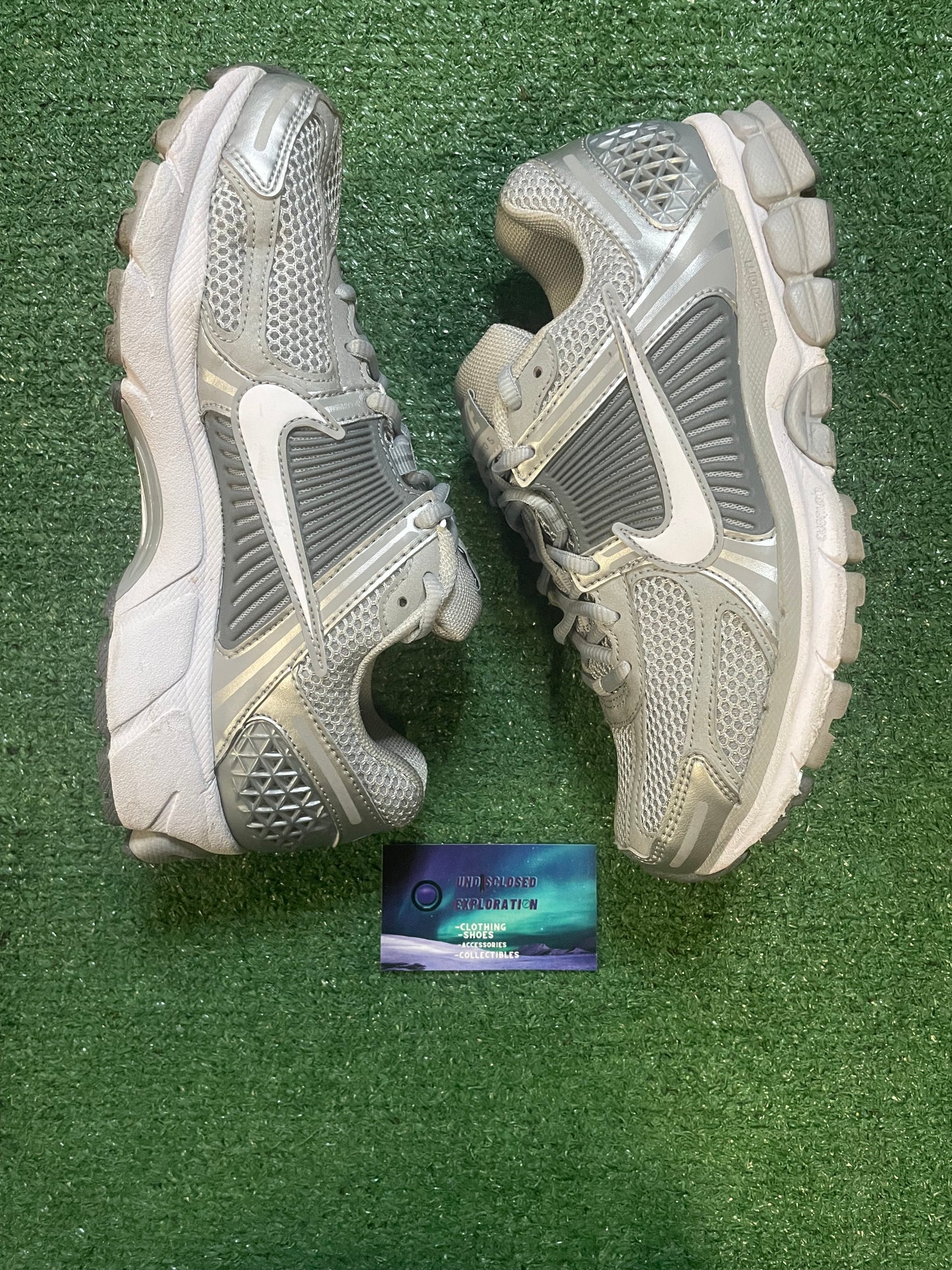 Nike Vomero 5 cool grey size 8men/9.5women