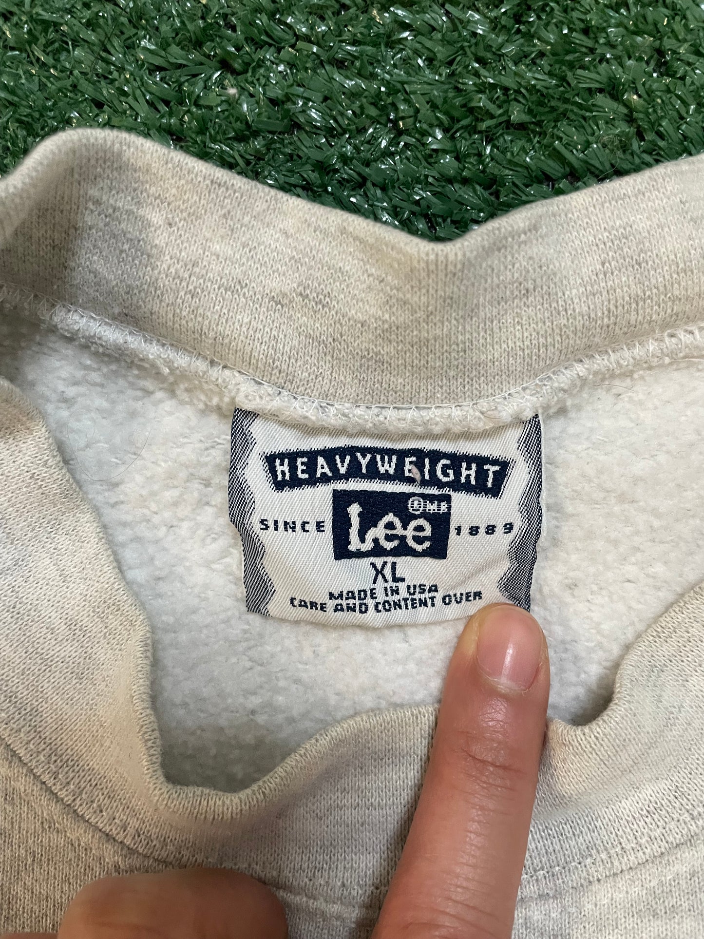 Vintage 1990s U of W university of Washington Crewneck
