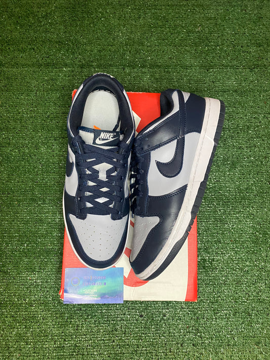 Nike dunk low Georgetown size 8men/9.5women