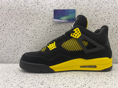 Jordan 4 Thunder 12 Men/13.5 Women “Preowned”