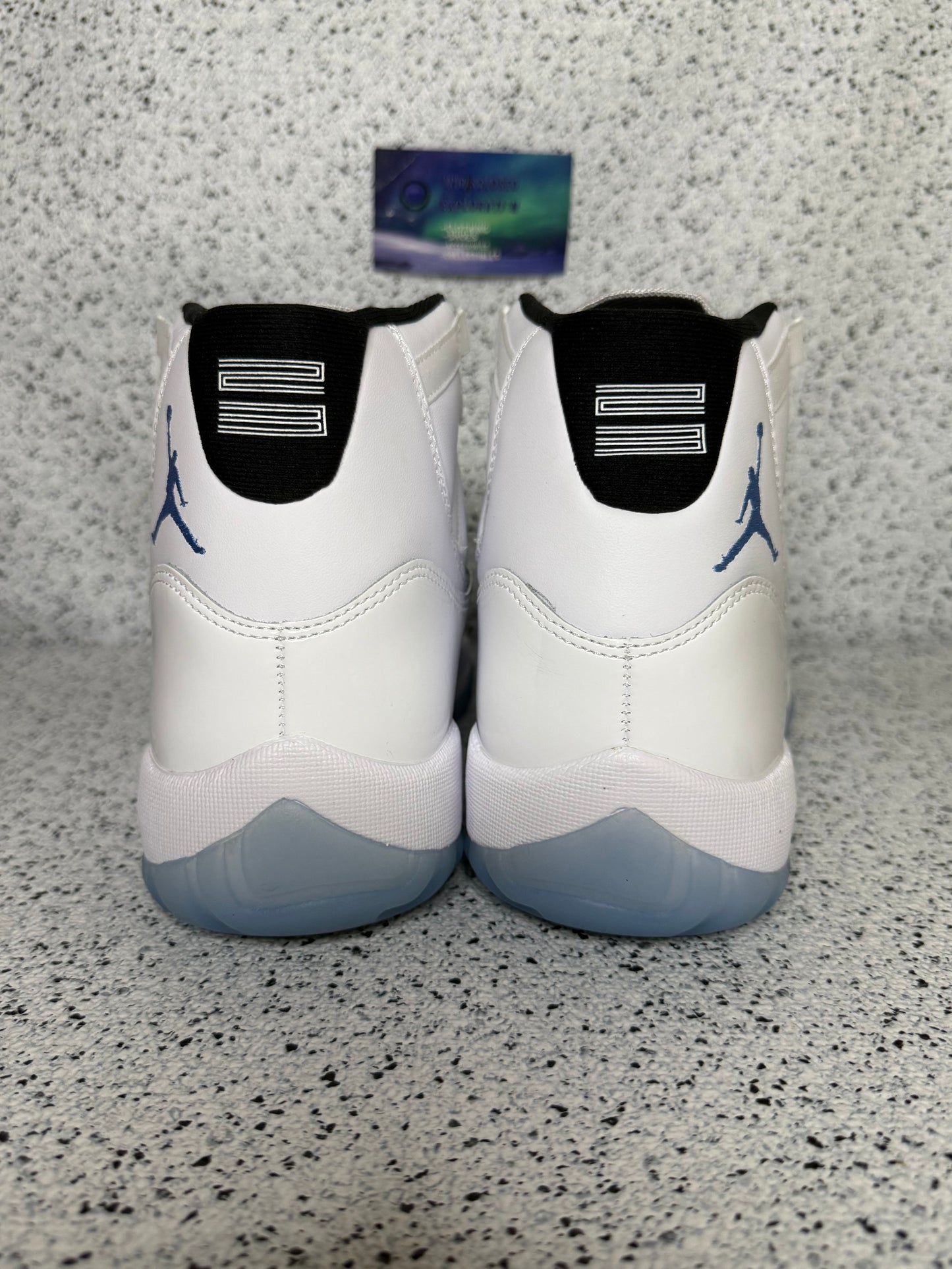 Jordan 11 Legend Blue