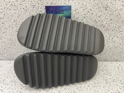 Yeezy Slide Slate Grey