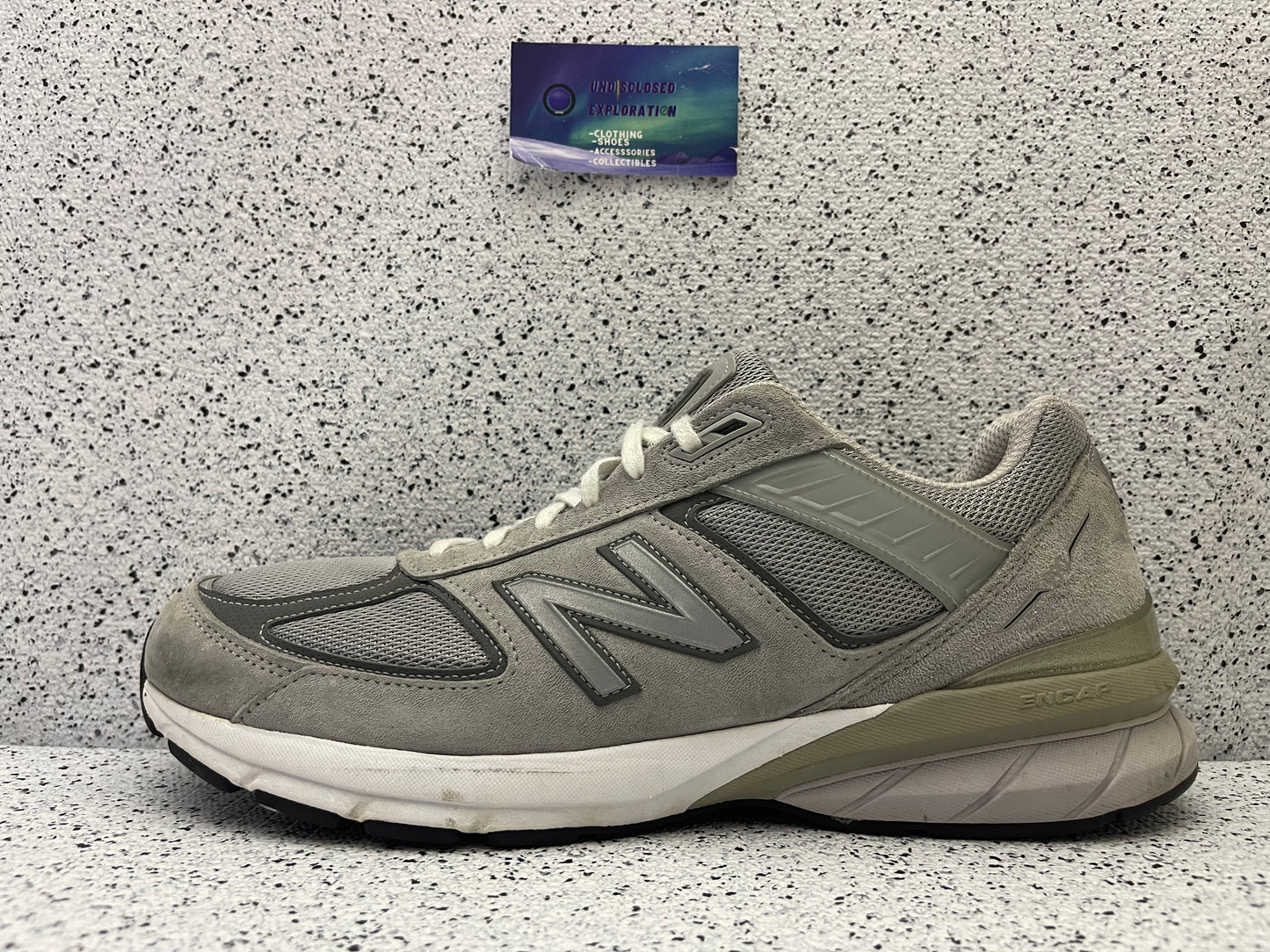 New Balance 990v5 Castlerock 13 Men/14.5 Women “Preowned”