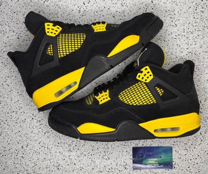 Jordan 4 Thunder 10.5 Men/12 Women “Preowned”