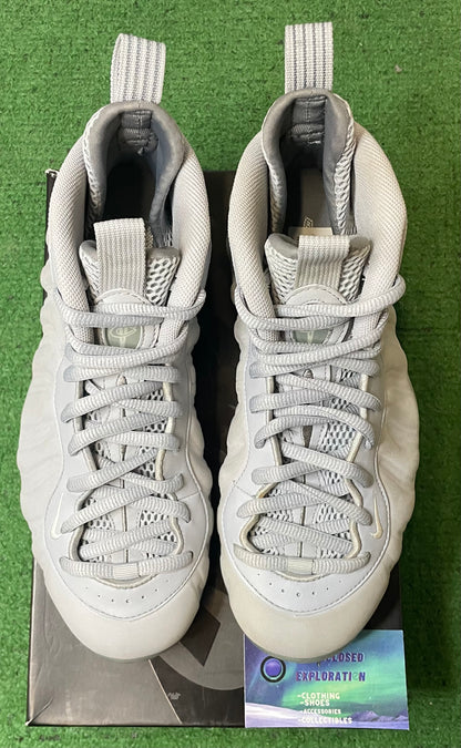 Nike foamposite wolf grey suede