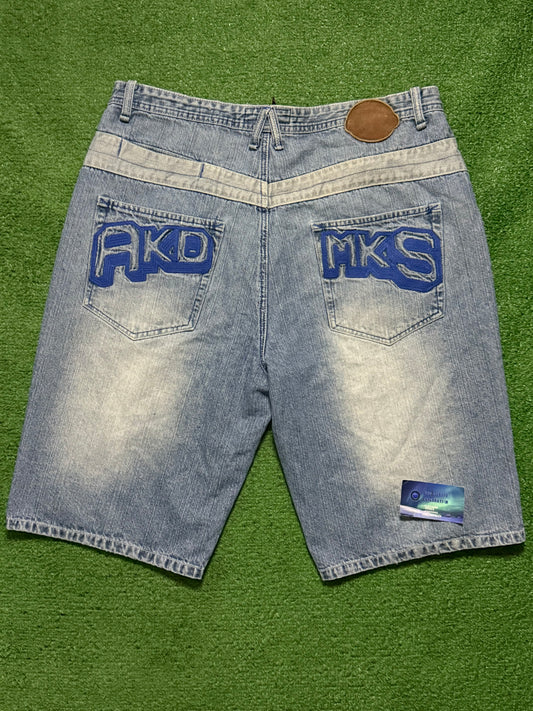 Vintage Akademiks Jorts