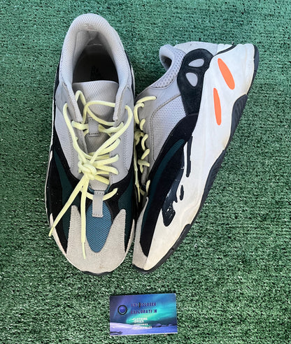 Adidas Yeezy Boost 700 Wave Runner size 12men/13.5women