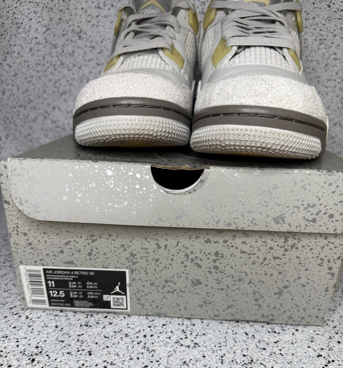 Jordan 4 Craft 11 Men/12.5 Women “Preowned”