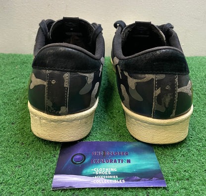 Adidas superstar X Bape undefeated black camo size 8.5men/10women