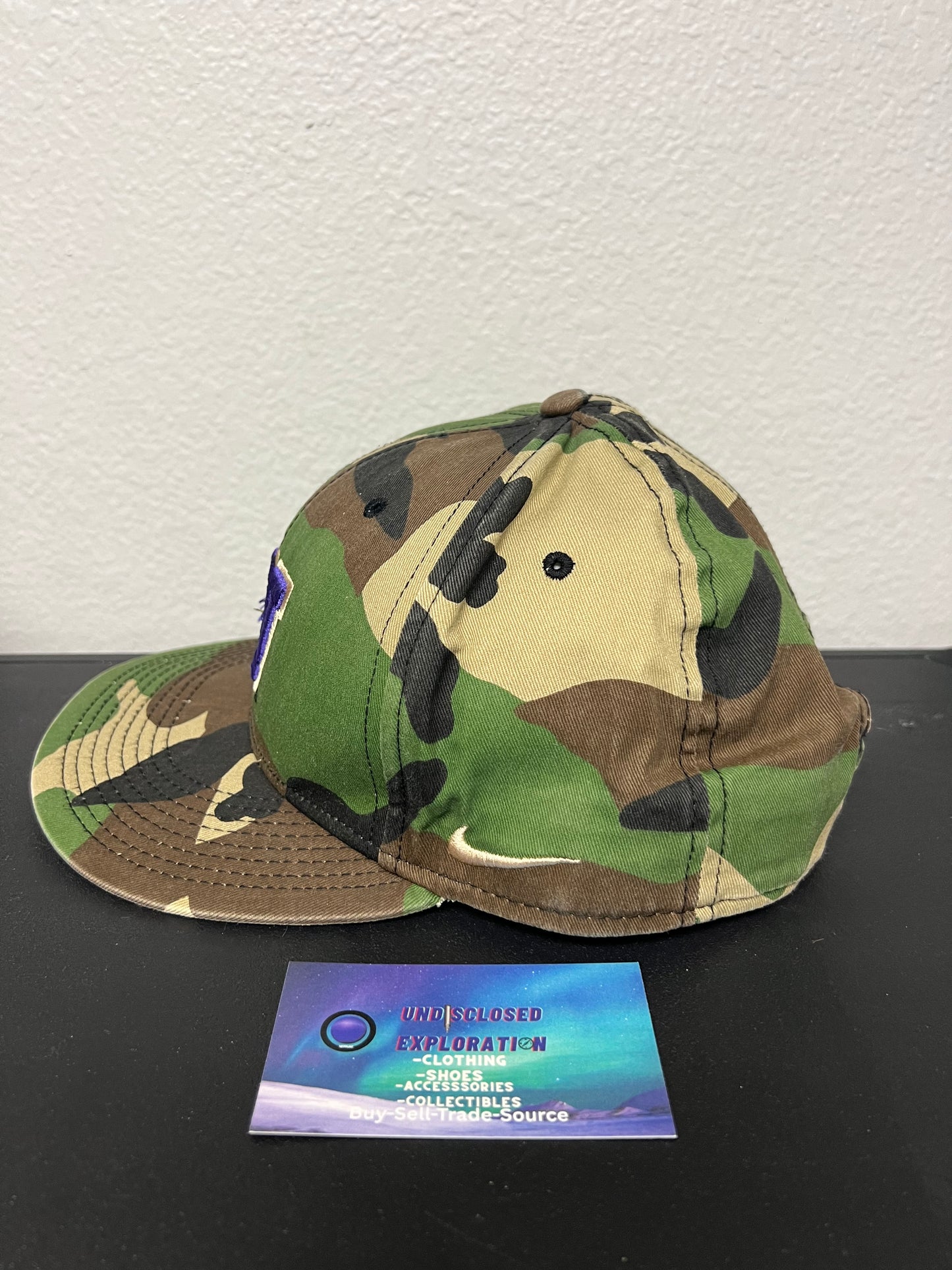 University of Washington UW Nike camo hat