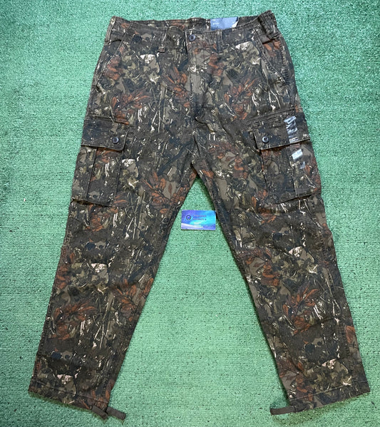 American Eagle camo forest cargo pants