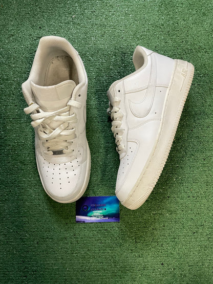 Nike Air Force 1 low triple white size 10.5men/12women