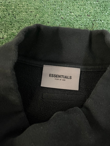 Fear of god essentials black crewneck