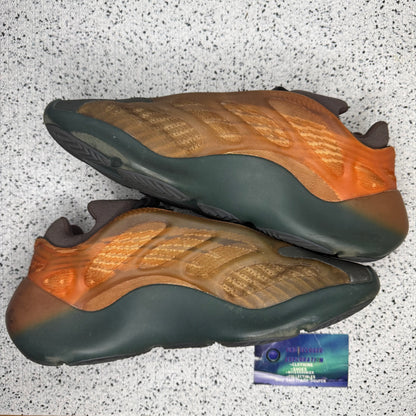 Yeezy 700 V3 Copper Fade 9.5 Men “Preowned”