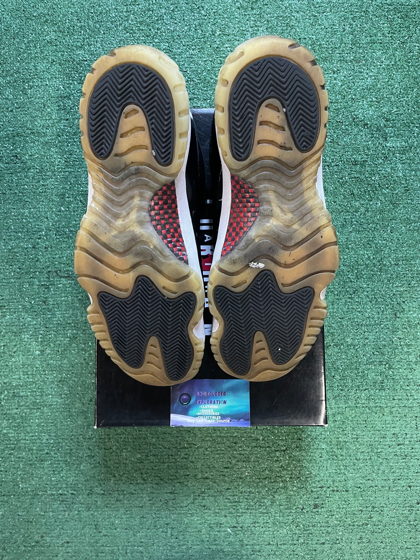 Air Jordan 11 low 72-10 size 13men/14.5women