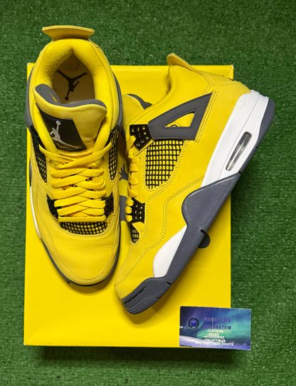 Jordan 4 Lightning 9.5 Men/11 Women “Preowned”