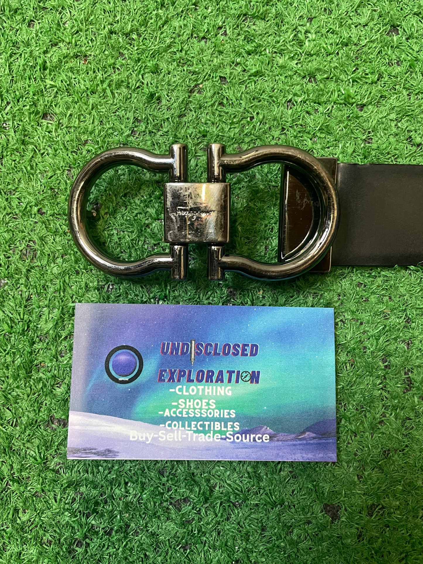 Salvatore Ferragamo black and leather belt