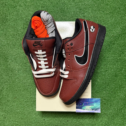 Nike Dunk SB Low Limosine Skateboards Football