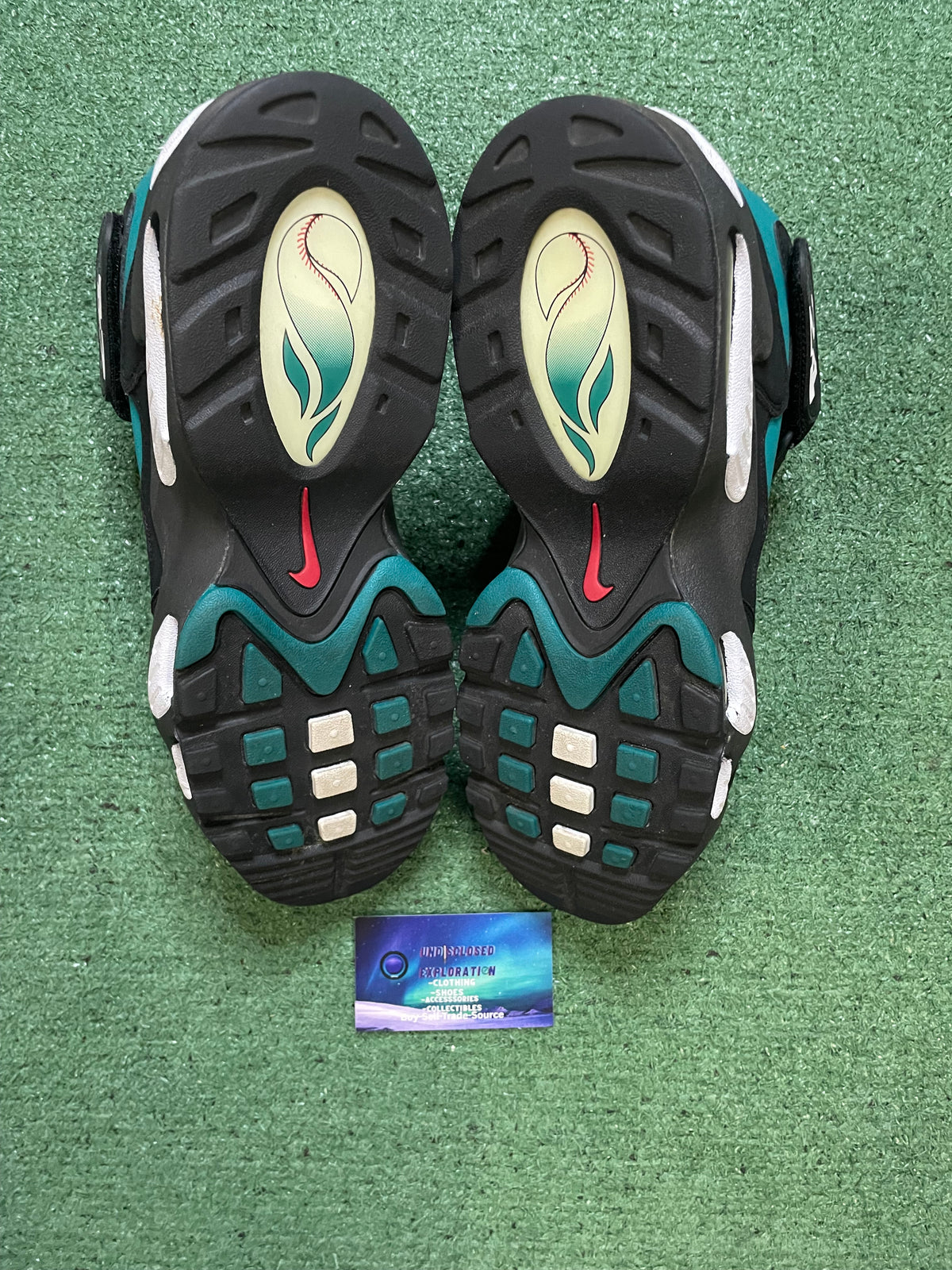 Nike air Griffey max 1 black freshwater 2011  size 10.5men/12women