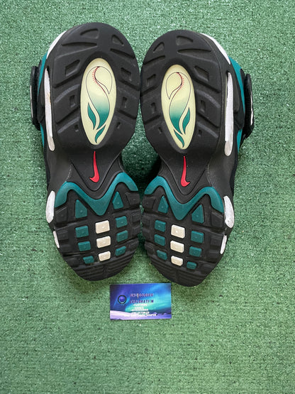 Nike air Griffey max 1 black freshwater 2011  size 10.5men/12women