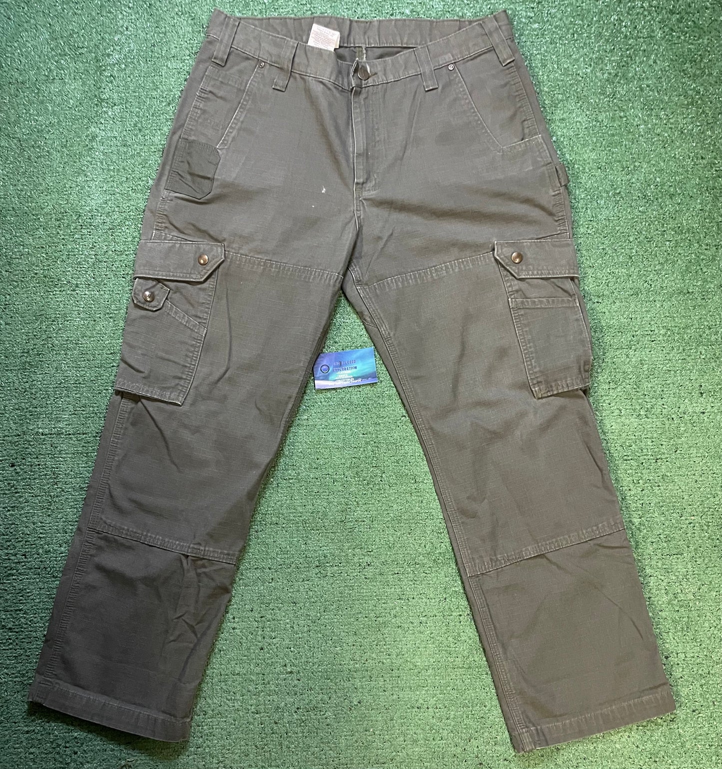 Carhartt olive cargo pants