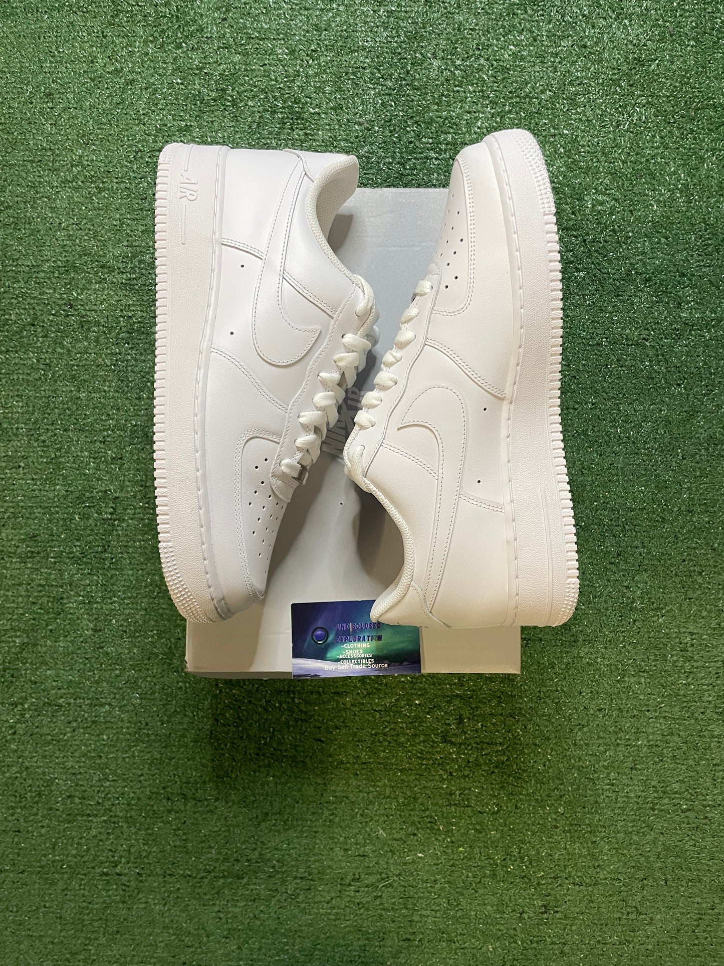 Nike Air Force 1 low triple white