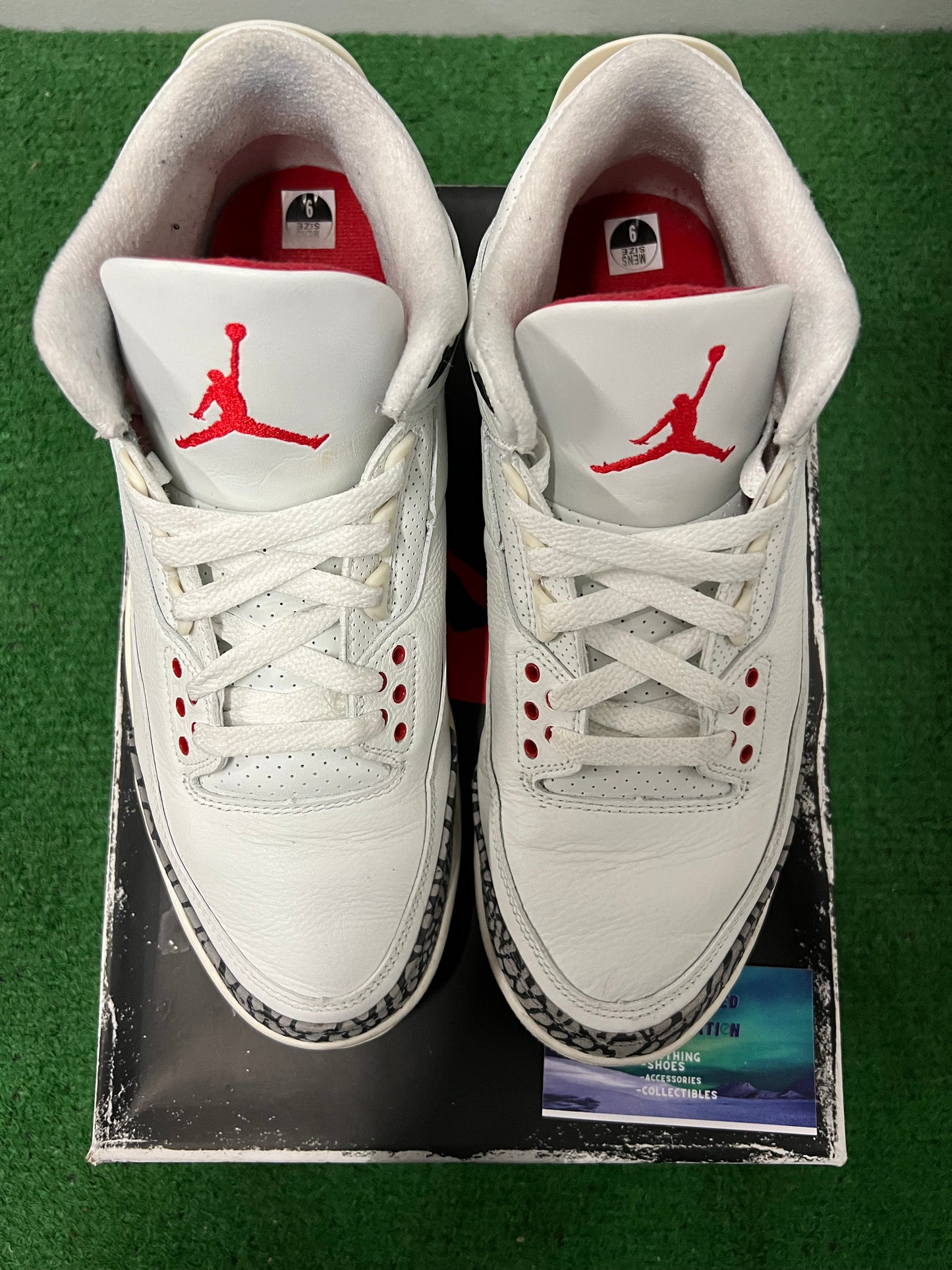 Jordan 3 white cement reimagined size 9men/10.5women