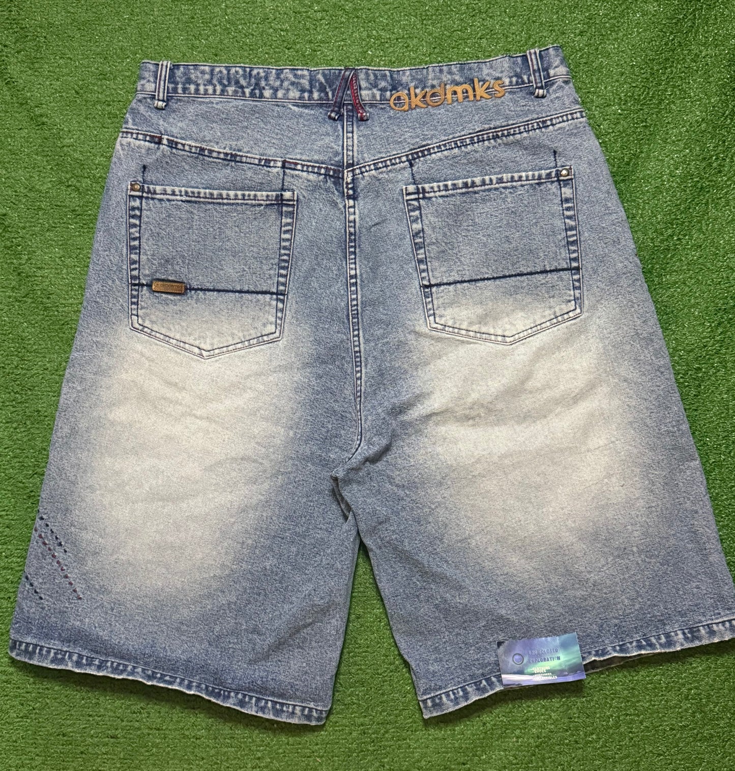 Vintage Akademiks Jorts