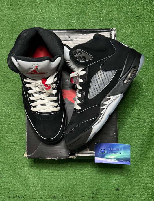 Jordan 5 Black Metallic Reimagined 8 Men/9.5 Women “Preowned”