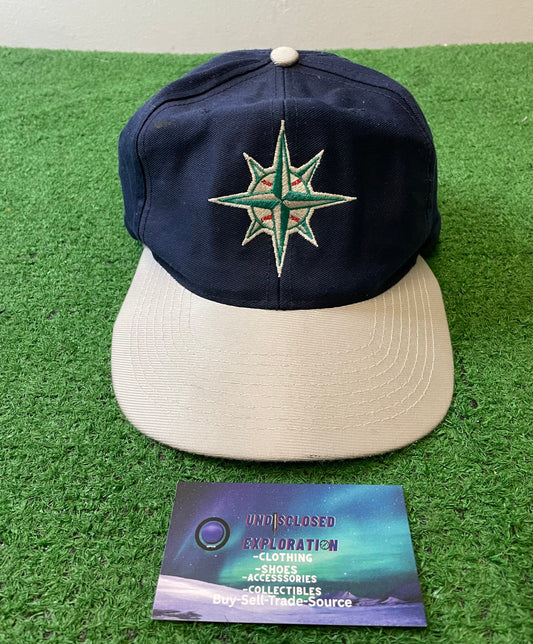 Vintage 1990s Seattle Mariners embroidered hat