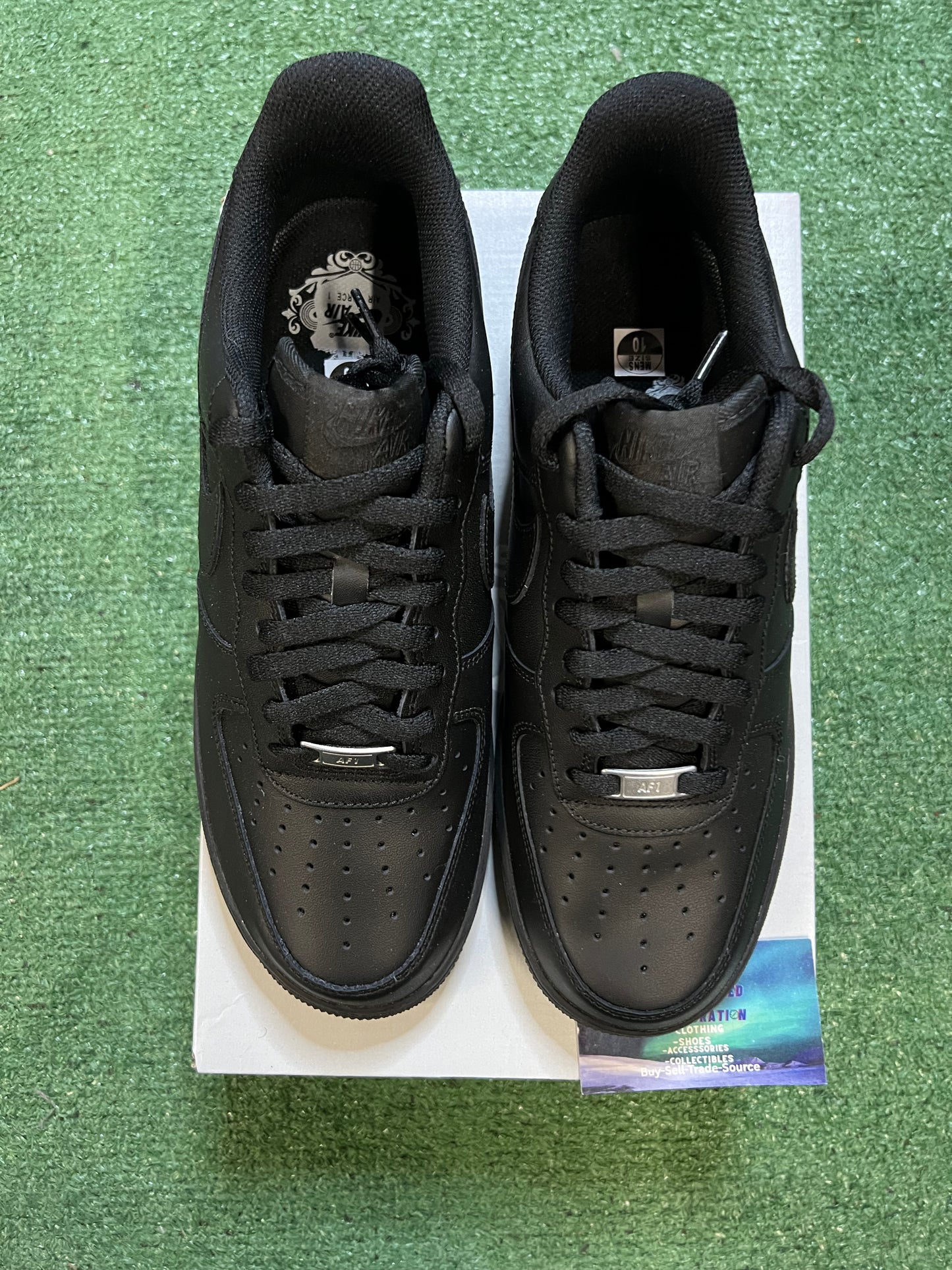 Nike Air Force 1 low triple black