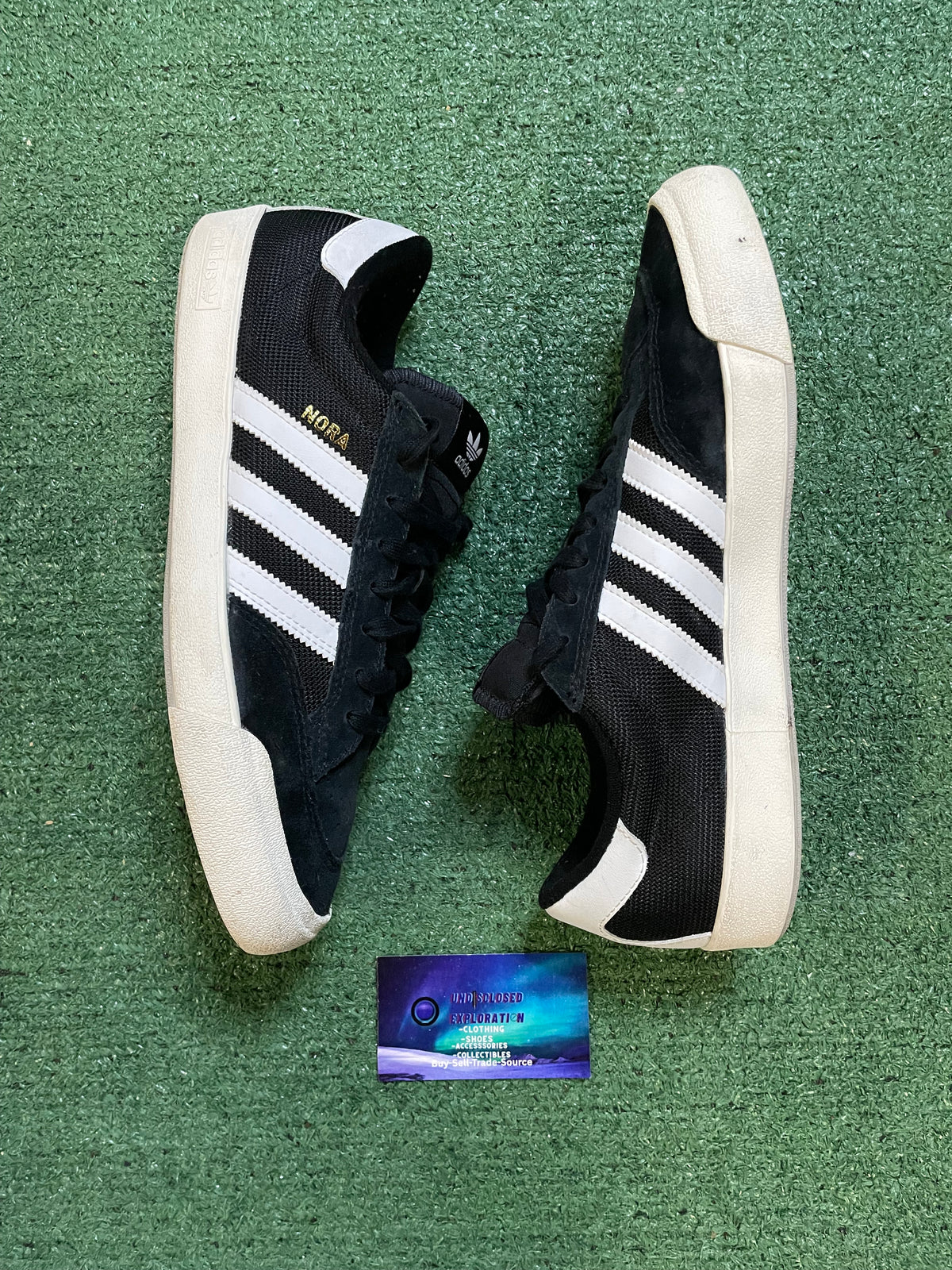 Adidas Nora black and white size 10men/11.5women