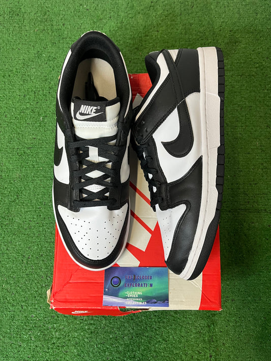 Nike low panda dunk size 10.5men/12women